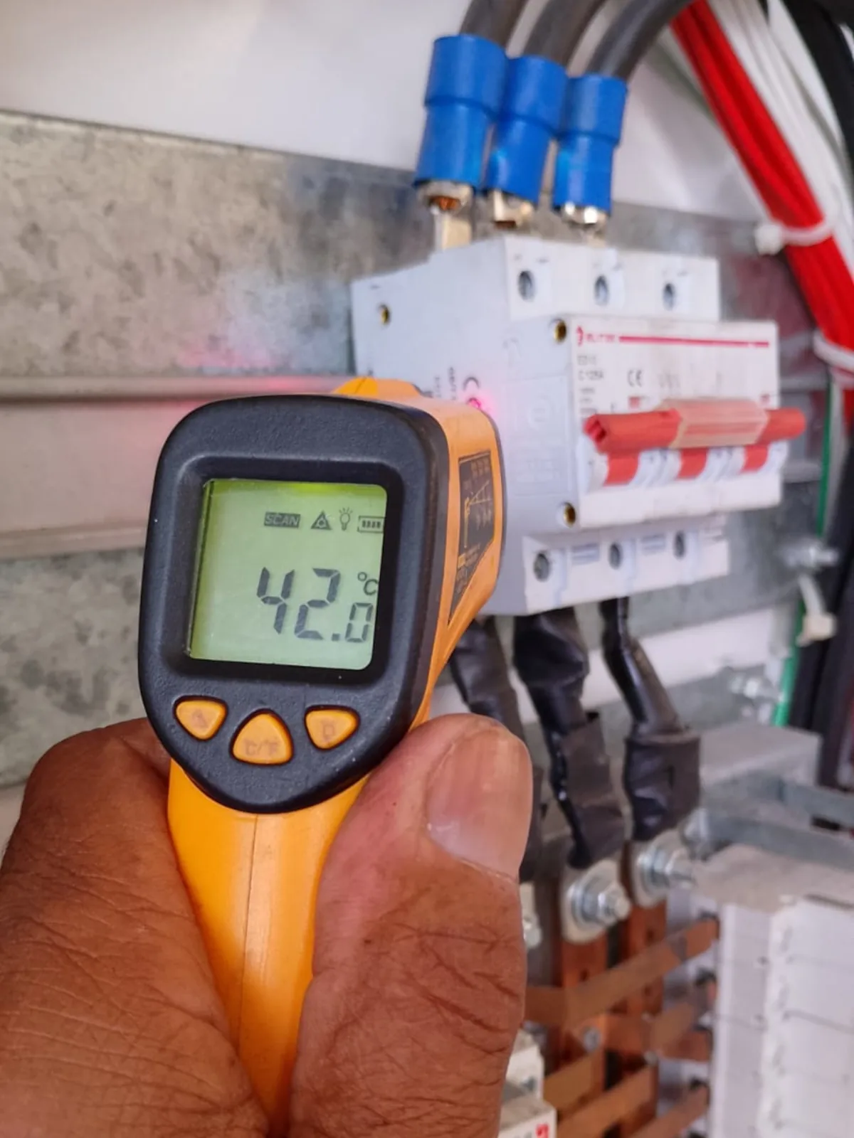 Serviços de Eletricista